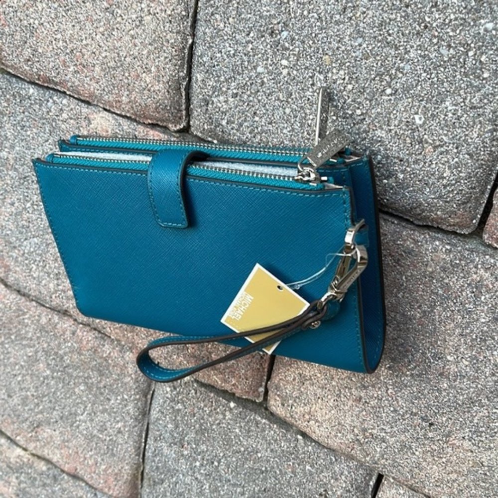 Michael Kors Large Double Zip Leather Wallet Wristlet Phone Case Lagoon - Picture 7 of 16